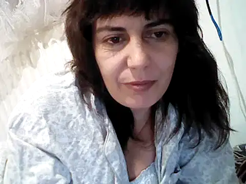 Snapshot of Amalia_Cori chatting on 02.18.25 Amalia Cori online show from 02.18.25