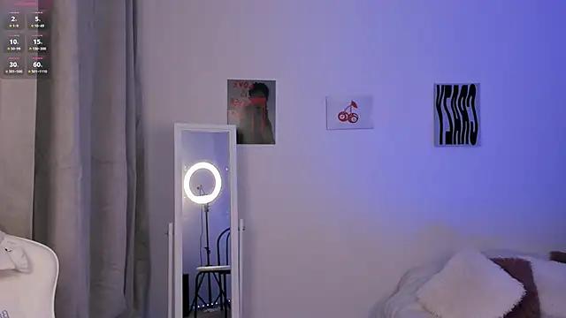 Snapshot of MiaVixxen chatting on 02.03.25 MiaVixxen online show from 02.03.25