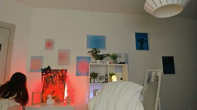 Snapshot of MiaVixxen chatting on 10.25.25 MiaVixxen online show from 10.25.25