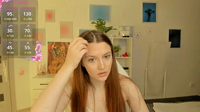 Snapshot of MiaVixxen chatting on 11.02.25 MiaVixxen online show from 11.02.25