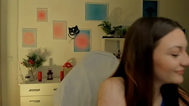 Snapshot of MiaVixxen chatting on 11.10.25 MiaVixxen online show from 11.10.25