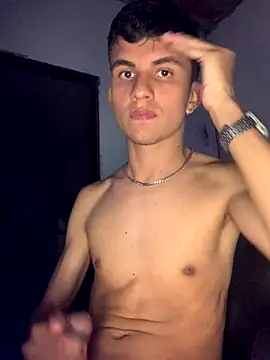 gabrielzinnnn085 online show from 10.26.25