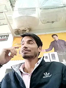 Snapshot of Tarun_0026 chatting on 02.14.25 Tarun 0026 online show from 02.14.25