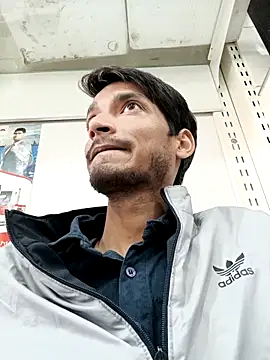 Snapshot of Tarun_0026 chatting on 02.15.25 Tarun 0026 online show from 02.15.25