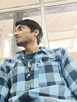 Snapshot of Tarun_0026 chatting on 03.09.25 Tarun 0026 online show from 03.09.25