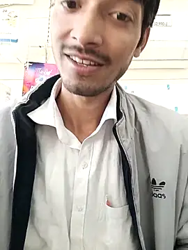 Snapshot of Tarun_0026 chatting on 03.12.25 Tarun 0026 online show from 03.12.25