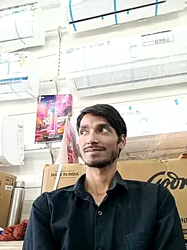 Snapshot of Tarun_0026 chatting on 03.18.25 Tarun 0026 online show from 03.18.25