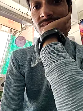 Snapshot of Tarun_0026 chatting on 03.22.25 Tarun 0026 online show from 03.22.25