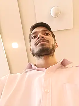 Snapshot of Tarun_0026 chatting on 10.04.25 Tarun 0026 online show from 10.04.25