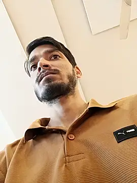 Snapshot of Tarun_0026 chatting on 10.05.25 Tarun 0026 online show from 10.05.25