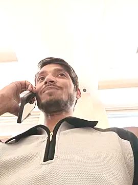 Snapshot of Tarun_0026 chatting on 10.28.25 Tarun 0026 online show from 10.28.25