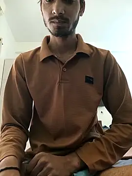 Snapshot of Tarun_0026 chatting on 11.01.25 Tarun 0026 online show from 11.01.25