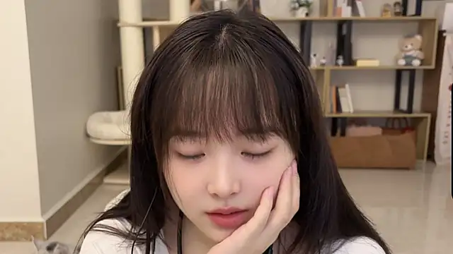 Snapshot of Chenjing0 chatting on 10.12.25 Chenjing0 online show from 10.12.25