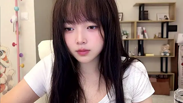 Snapshot of Chenjing0 chatting on 10.20.25 Chenjing0 online show from 10.20.25