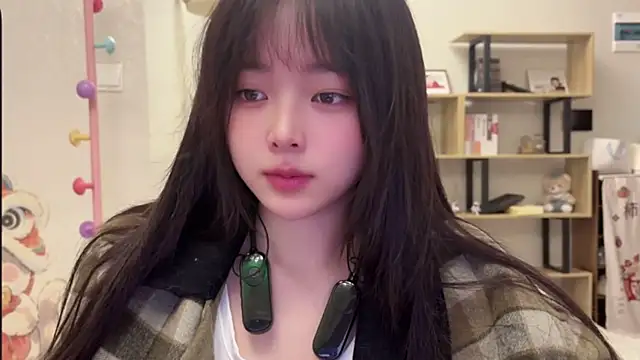 Snapshot of Chenjing0 chatting on 11.18.25 Chenjing0 online show from 11.18.25