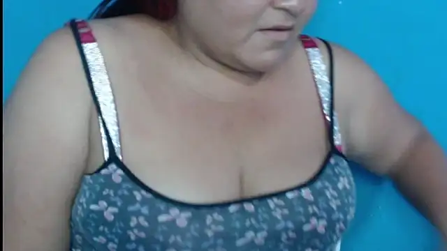 Snapshot of Dirtydiva1 chatting on 01.06.25 Dirtydiva1 online show from 01.06.25