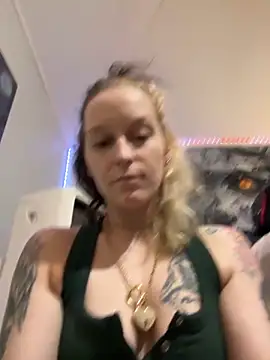 damselaintstressn online show from 11.07.25