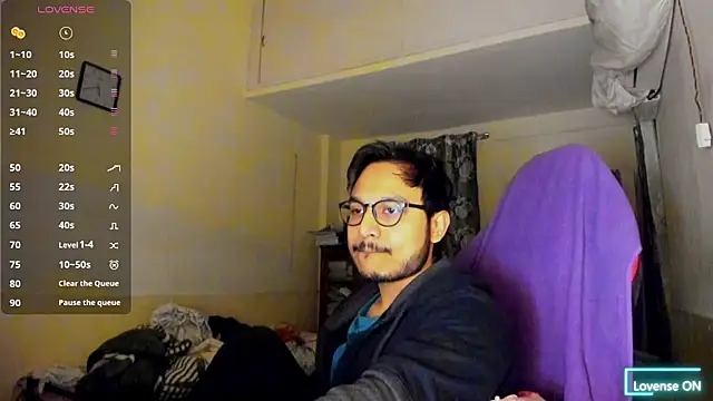 Snapshot of fuckkboy101 chatting on 01.01.25 fuckkboy101 online show from 01.01.25