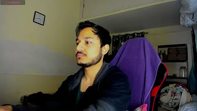 Snapshot of fuckkboy101 chatting on 01.18.25 fuckkboy101 online show from 01.18.25