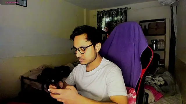 Snapshot of fuckkboy101 chatting on 02.09.25 fuckkboy101 online show from 02.09.25