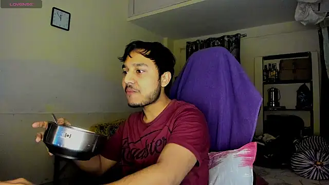 Snapshot of fuckkboy101 chatting on 02.20.25 fuckkboy101 online show from 02.20.25