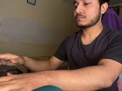 Snapshot of fuckkboy101 chatting on 02.22.25 fuckkboy101 online show from 02.22.25