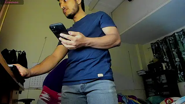 Snapshot of fuckkboy101 chatting on 02.25.25 fuckkboy101 online show from 02.25.25