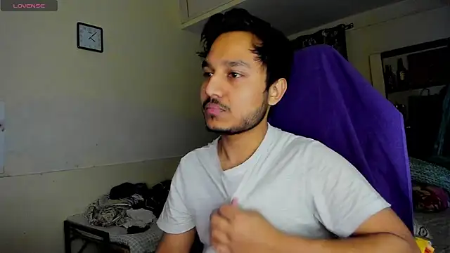 Snapshot of fuckkboy101 chatting on 03.13.25 fuckkboy101 online show from 03.13.25