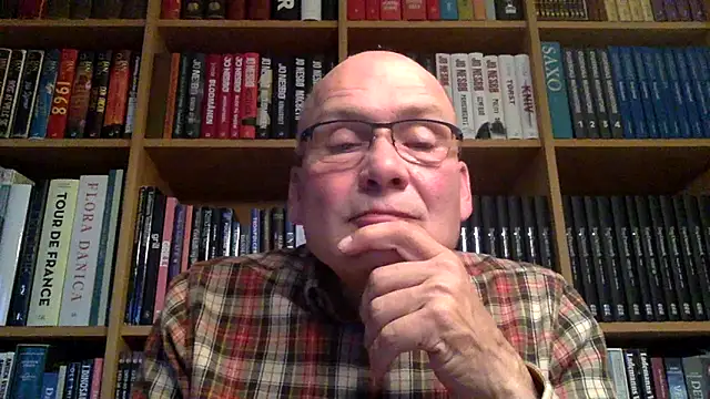 Parleg2 online show from 10.05.25