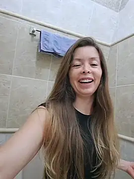 karina warthon online show from 03.22.26