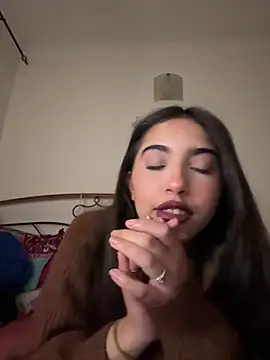 Snapshot of miaceleste chatting on 03.17.25 miaceleste online show from 03.17.25