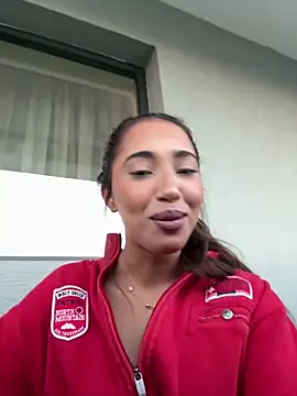 Snapshot of miaceleste chatting on 09.15.25 miaceleste online show from 09.15.25