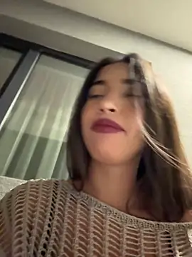 Snapshot of miaceleste chatting on 09.18.25 miaceleste online show from 09.18.25