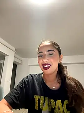 Snapshot of miaceleste chatting on 09.20.25 miaceleste online show from 09.20.25