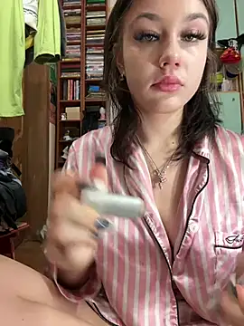 Snapshot of Wixc chatting on 01.28.25 Wixc online show from 01.28.25