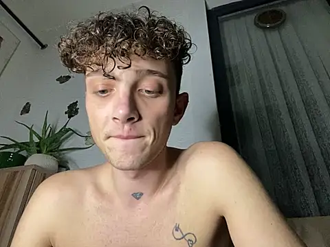 Snapshot of verici34 chatting on 01.10.25 verici34 online show from 01.10.25