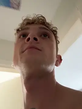 Snapshot of verici34 chatting on 10.16.25 verici34 online show from 10.16.25