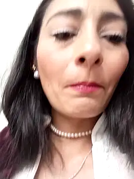 BELLA--26 online show from 01.24.25