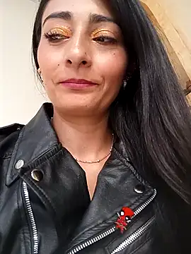 BELLA--26 online show from 02.05.25