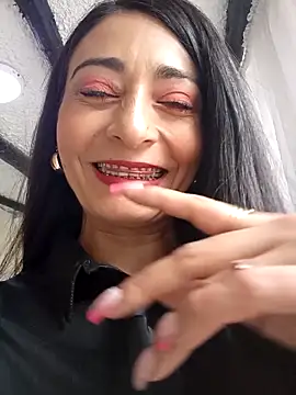 BELLA--26 online show from 02.28.25