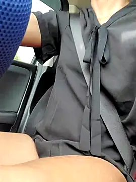 Snapshot of JuicyPussyGoddess chatting on 09.30.25 JuicyPussyGoddess online show from 09.30.25