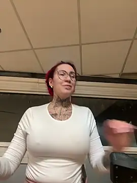 Snapshot of Mia-Fuchs chatting on 03.01.26 Mia-Fuchs online show from 03.01.26