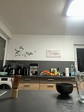 Mia-Fuchs online show from 04.02.26