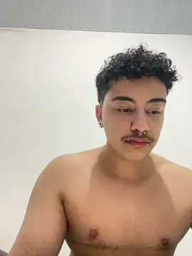 Snapshot of apollinho666 chatting on 11.11.25 apollinho666 online show from 11.11.25