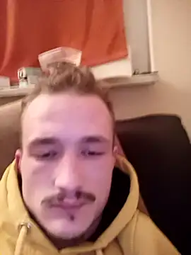 Snapshot of frankthefuck69 chatting on 03.03.25 frankthefuck69 online show from 03.03.25