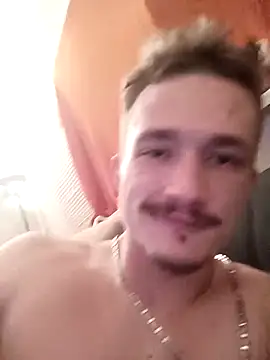 Snapshot of frankthefuck69 chatting on 03.05.25 frankthefuck69 online show from 03.05.25