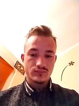 Snapshot of frankthefuck69 chatting on 03.10.25 frankthefuck69 online show from 03.10.25