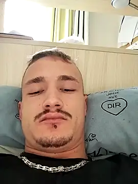 frankthefuck69 online show from 11.15.25