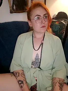 Snapshot of inky_ginge chatting on 09.12.25 inky ginge online show from 09.12.25