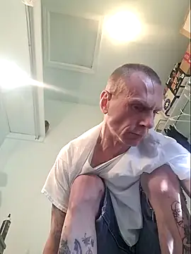 Snapshot of SoooV3ryKinky chatting on 02.01.25 SoooV3ryKinky online show from 02.01.25